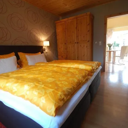 Holiday home In Rothhelmshausen Mit Grill, Terrasse Und Garten