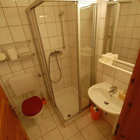 Holiday home In Rothhelmshausen Mit Grill, Terrasse Und Garten *